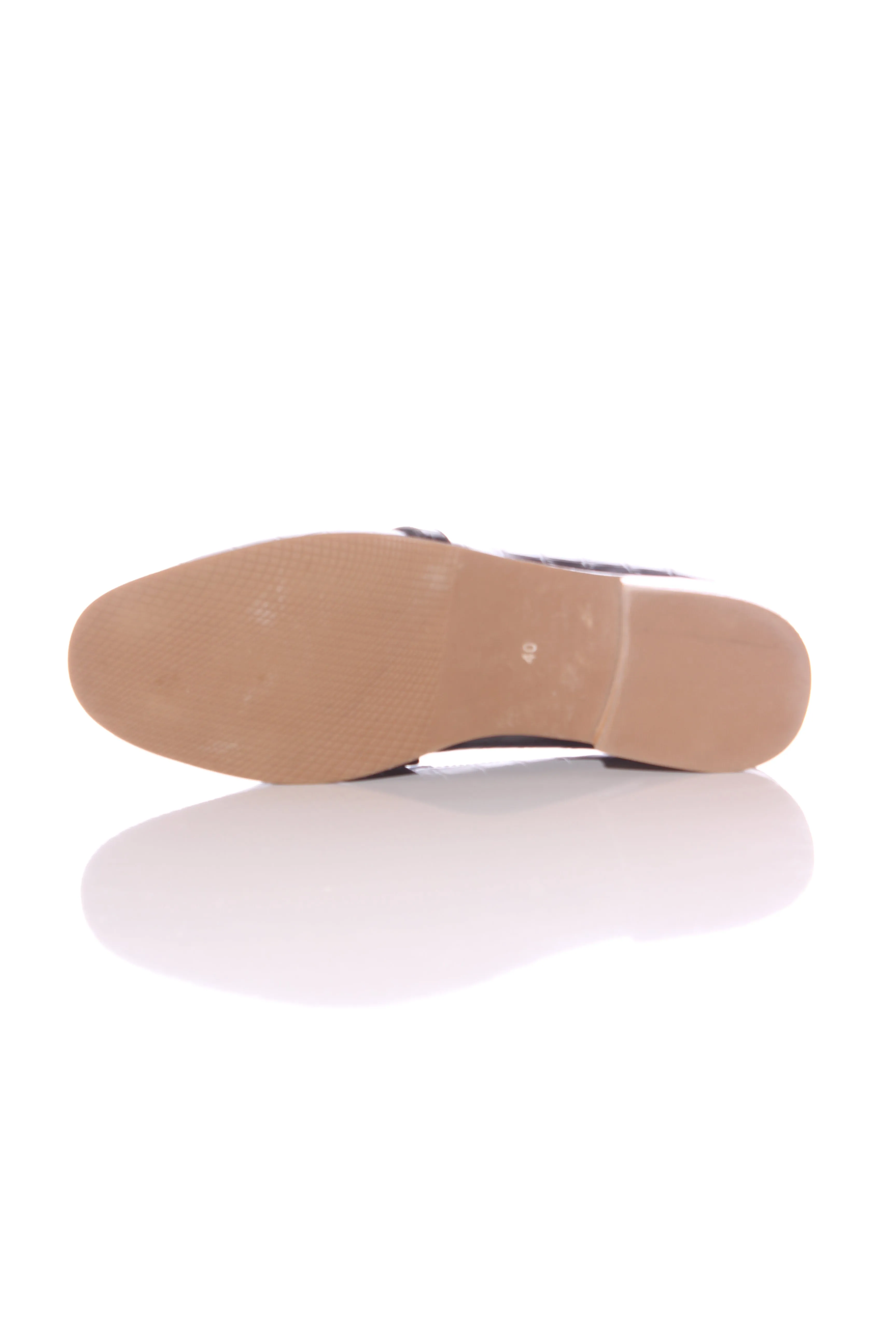 ISABELLA ANSELMI - Patent croc leather loafers! 9