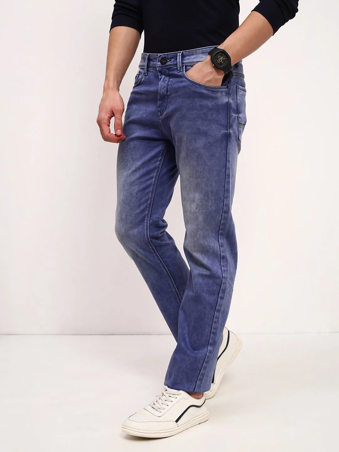 Men Blue Solid Straight Fit Low-Rise Heavy Fade Acid Wash Stretchable Jeans