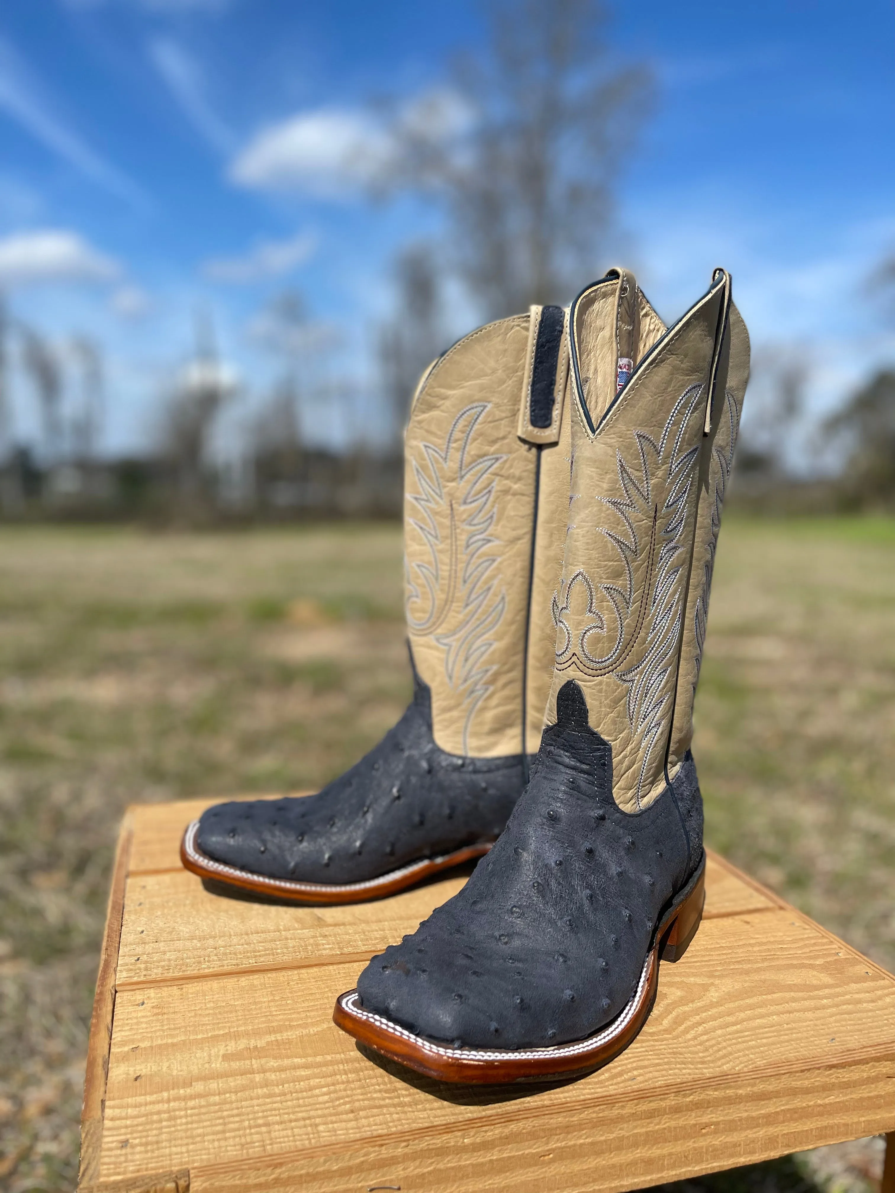 PATTON'S ANDERSON BEAN EXCLUSIVE "THE ROBERT" DEEP NAVY WW FULL QUILL BOOTS