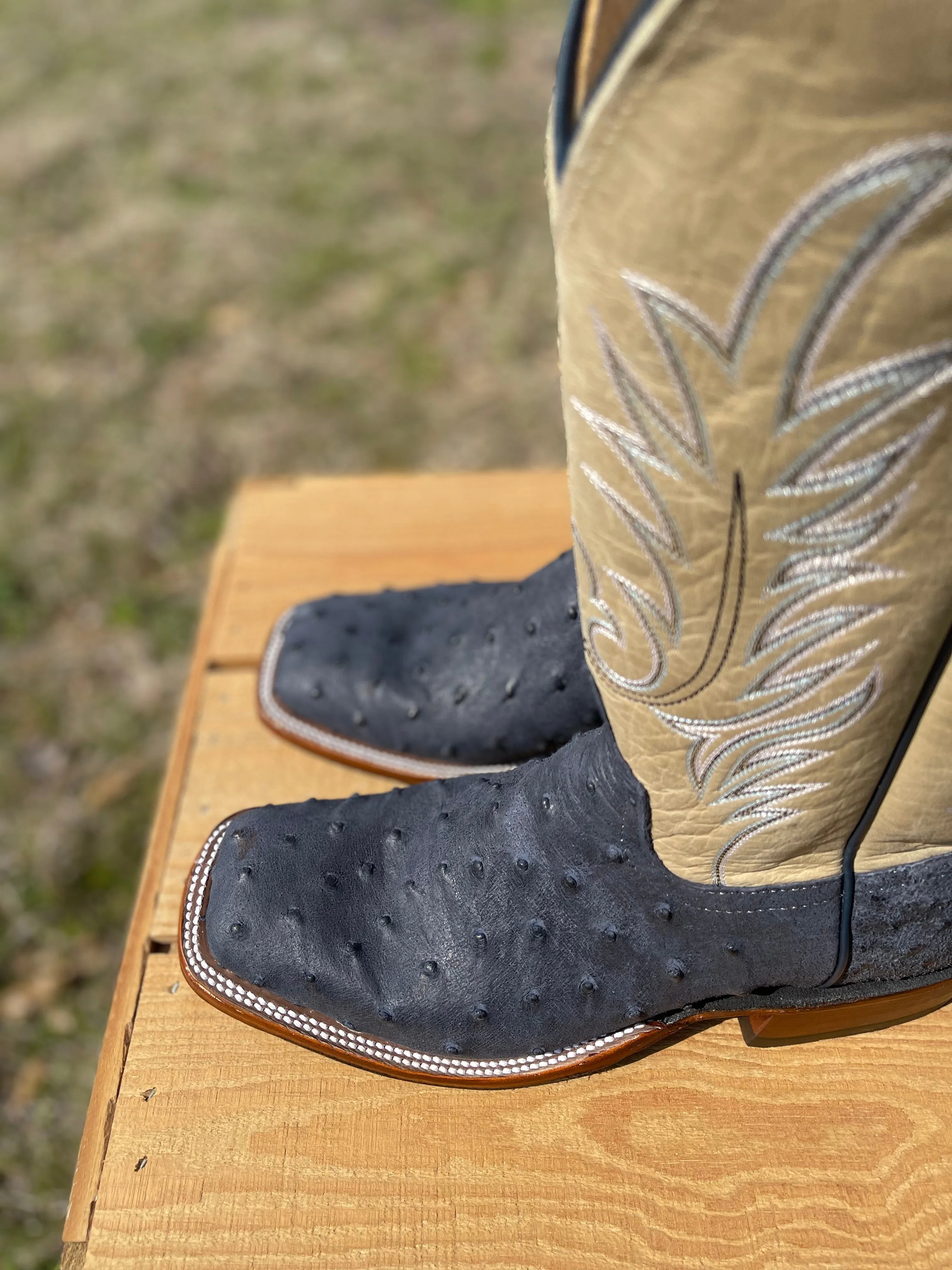 PATTON'S ANDERSON BEAN EXCLUSIVE "THE ROBERT" DEEP NAVY WW FULL QUILL BOOTS