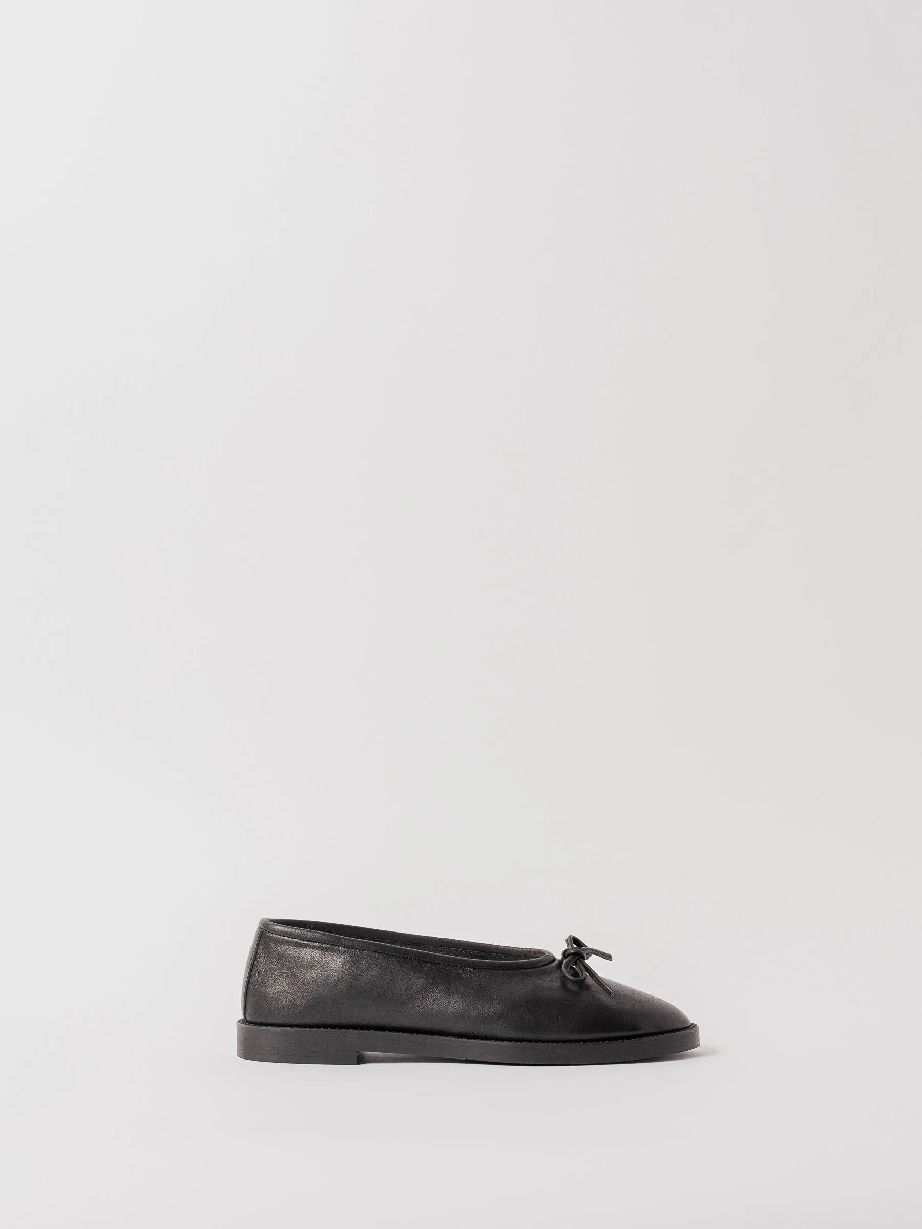 THE COCO FLAT BLACK